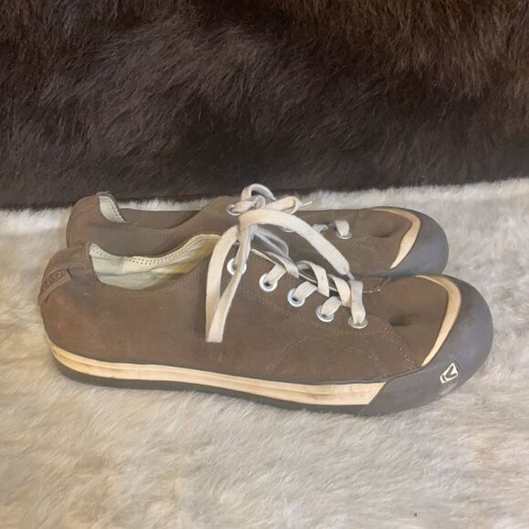 Keen shoes 9.5 (5220) - Picture 2 of 8